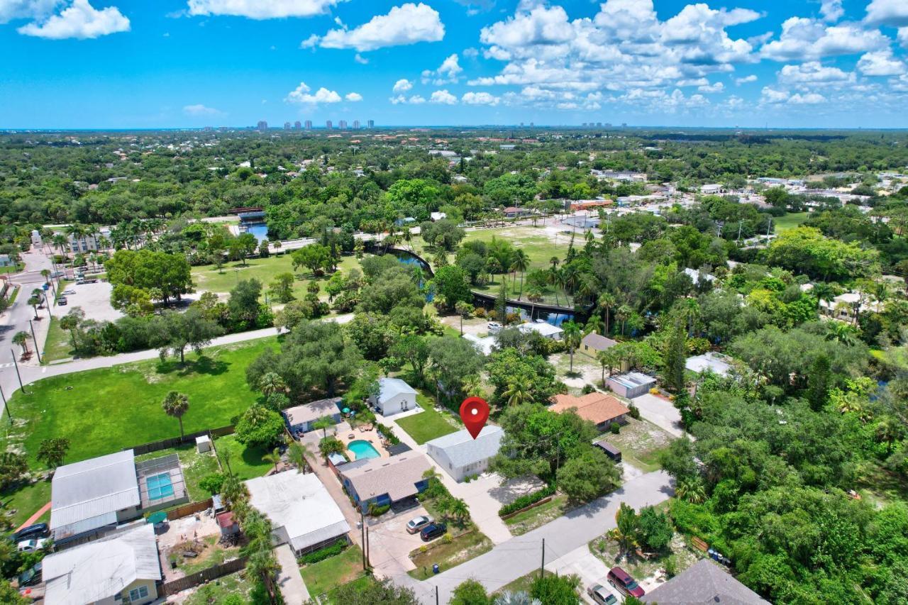 Guest House In A Downtown Bonita Springs Compound Екстериор снимка